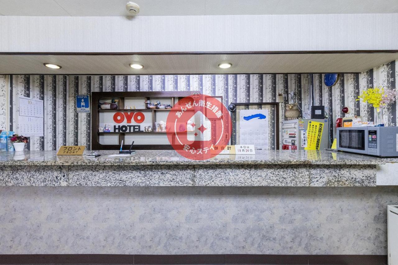 Oyo Joetsu Central Hotel Takada-Nakamachi Exteriör bild