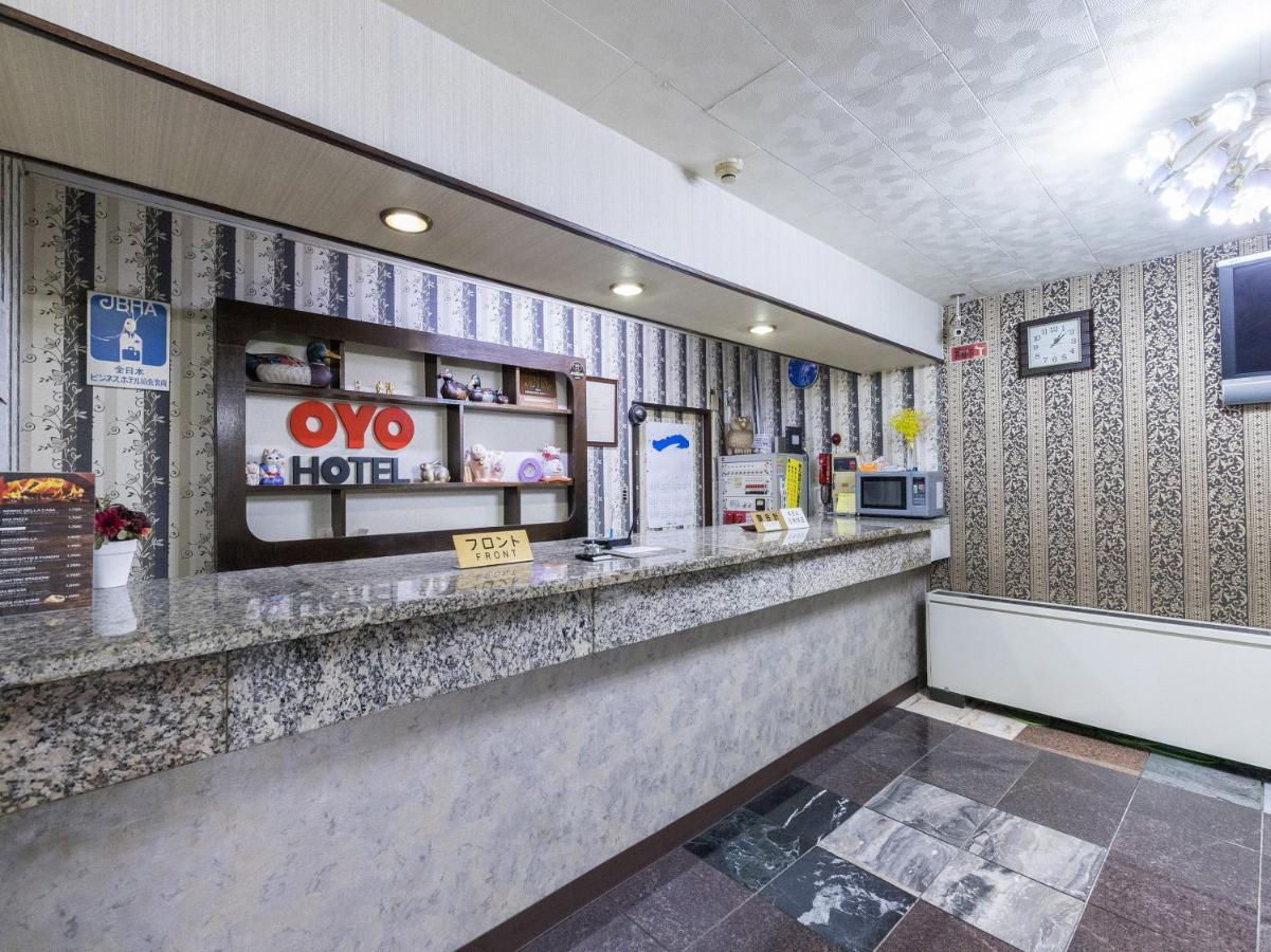 Oyo Joetsu Central Hotel Takada-Nakamachi Exteriör bild