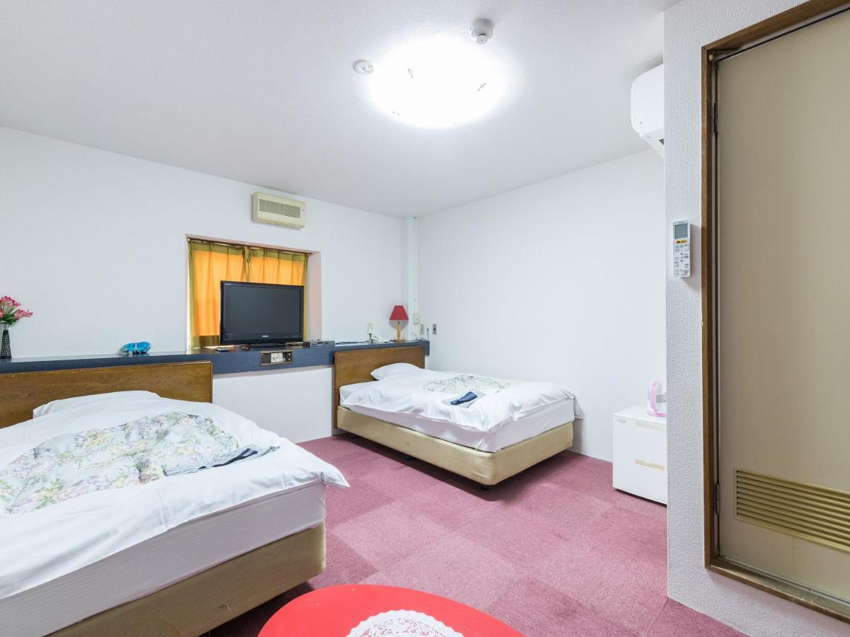 Oyo Joetsu Central Hotel Takada-Nakamachi Exteriör bild