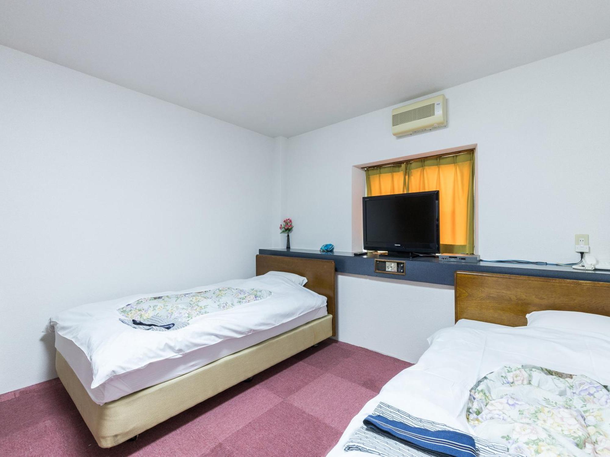 Oyo Joetsu Central Hotel Takada-Nakamachi Exteriör bild