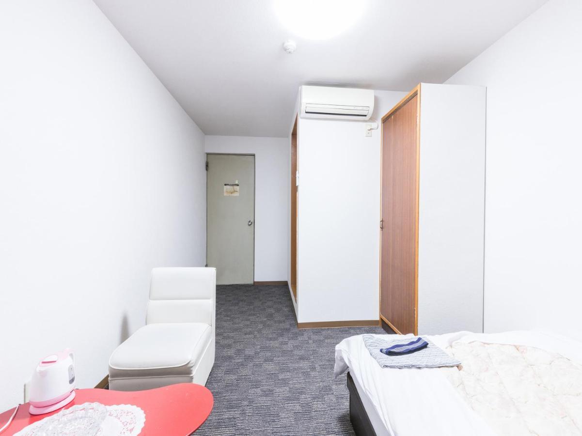 Oyo Joetsu Central Hotel Takada-Nakamachi Exteriör bild