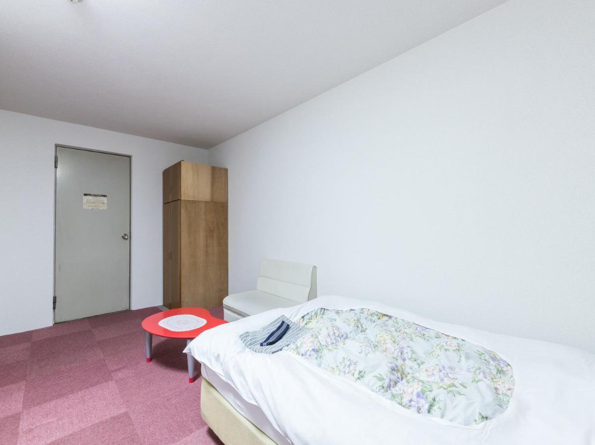 Oyo Joetsu Central Hotel Takada-Nakamachi Exteriör bild