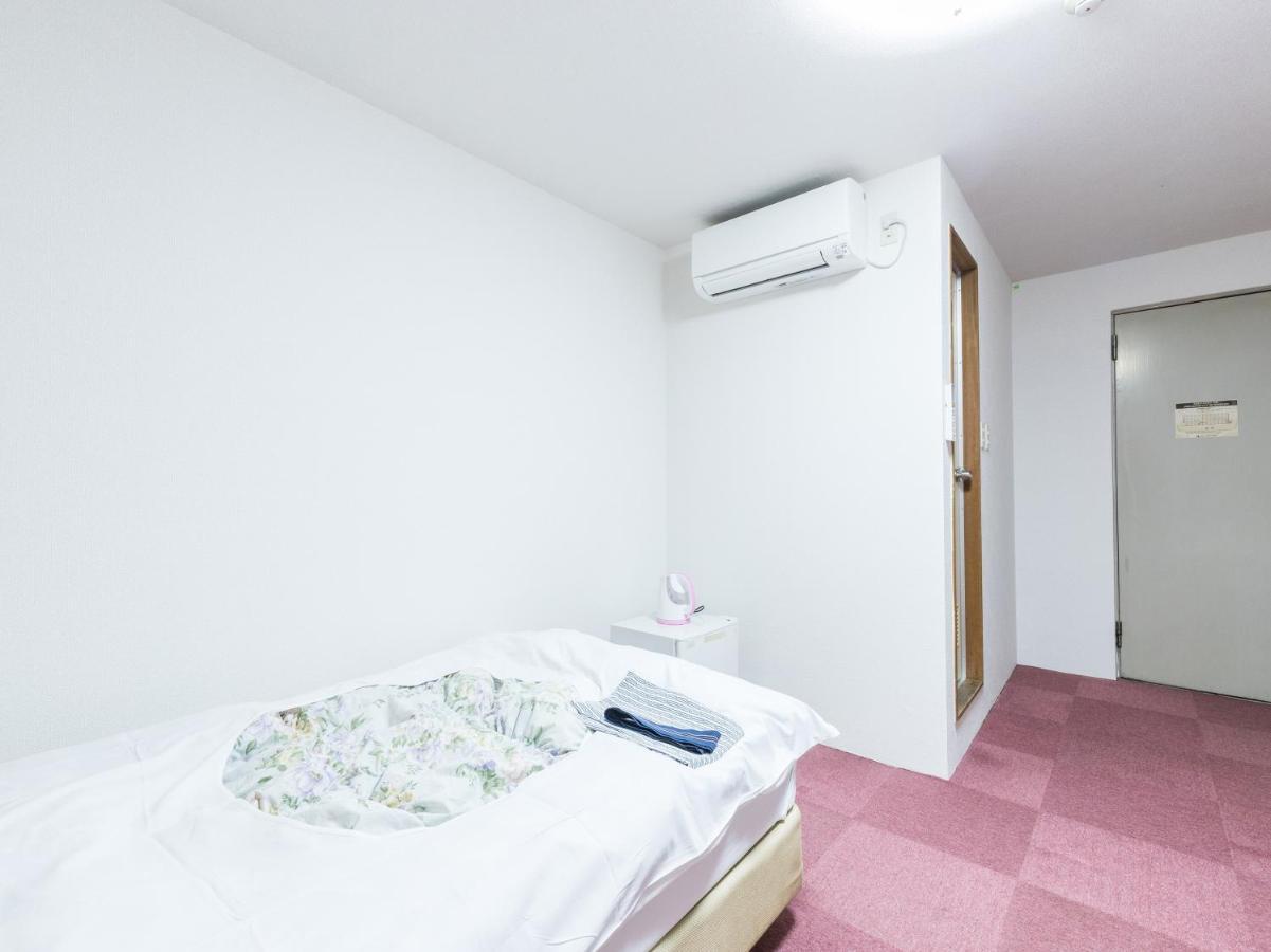 Oyo Joetsu Central Hotel Takada-Nakamachi Exteriör bild